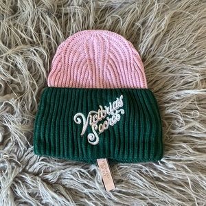 VS warm winter hat